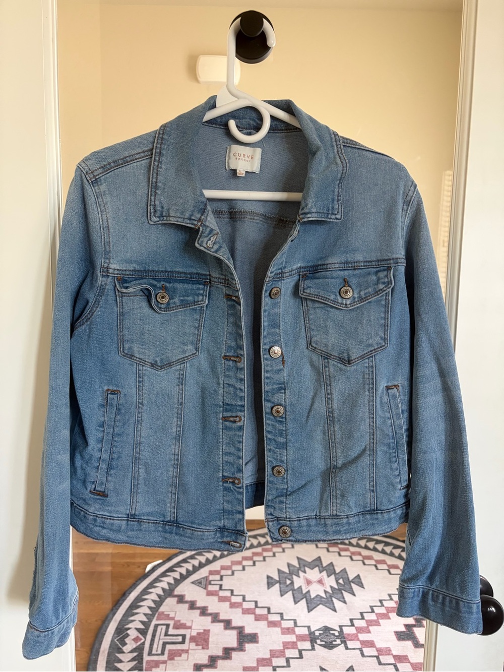 Classic Light Blue Denim Trucker Jacket - Curve